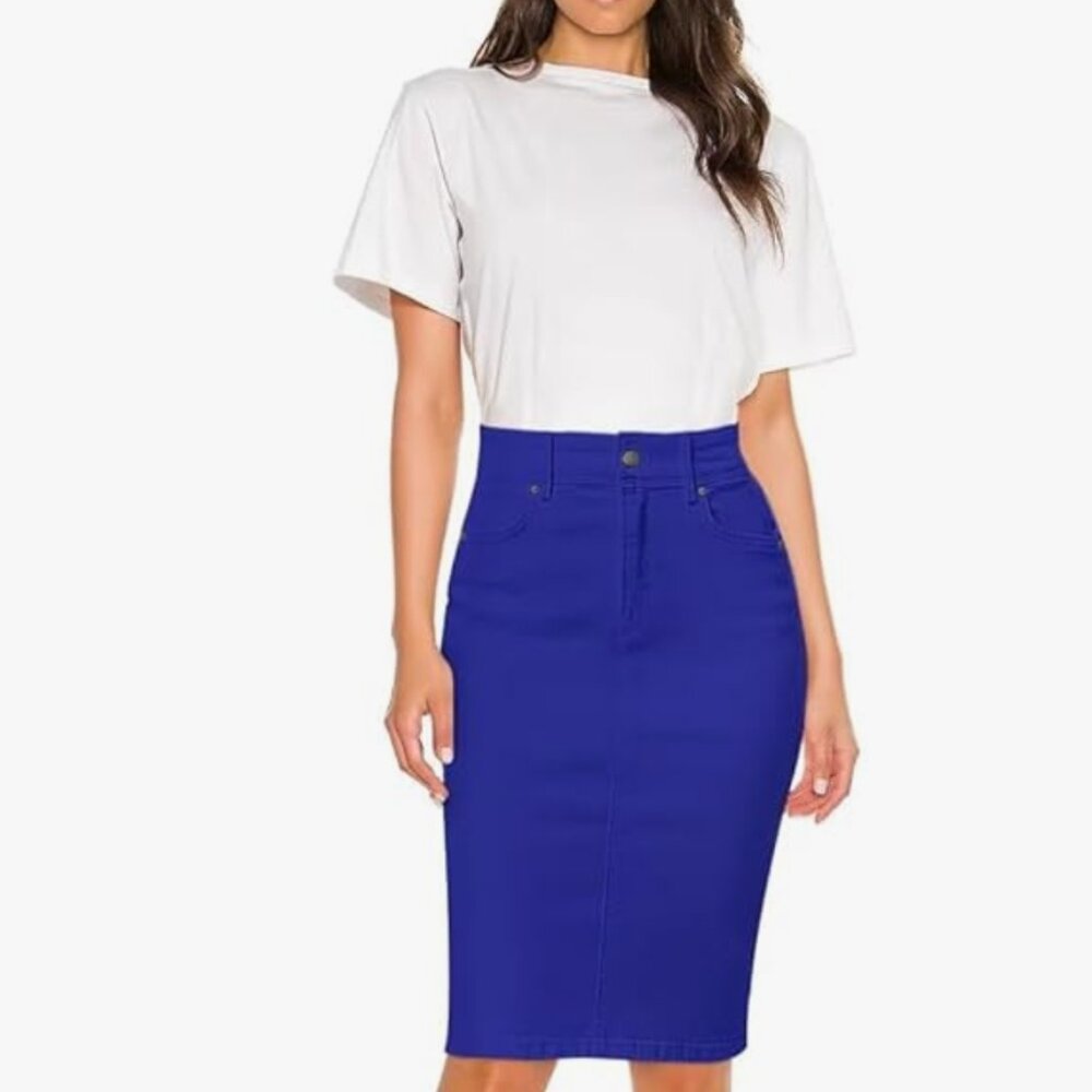 NWT women’s blue pencil skirt size 8